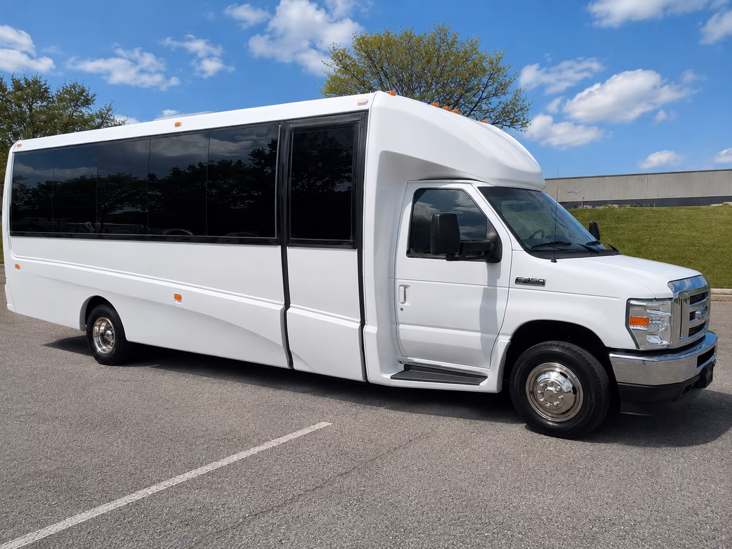 alpharetta concert transportation onboard seating