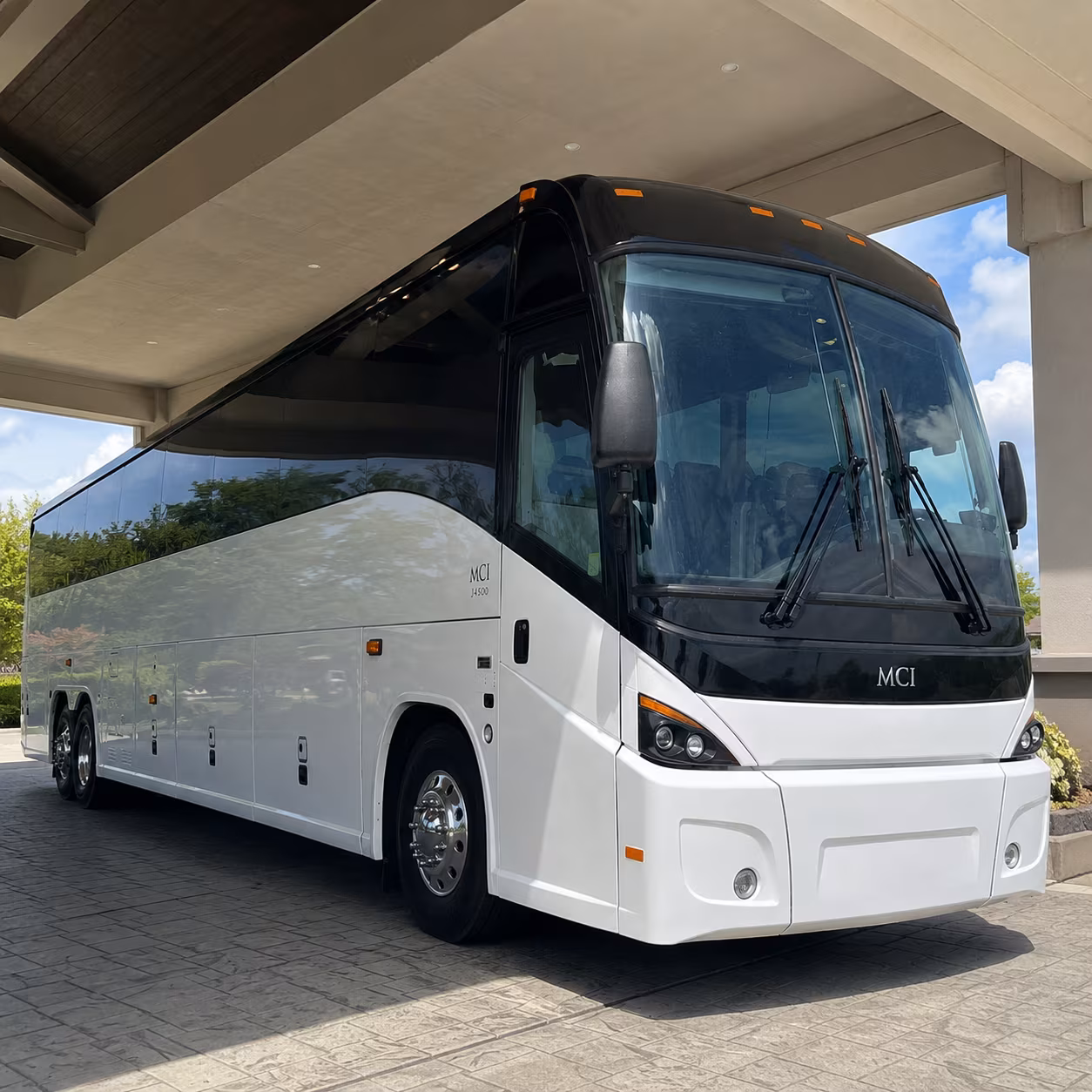 federal contractor shuttle service along the ga 400 tech corridor