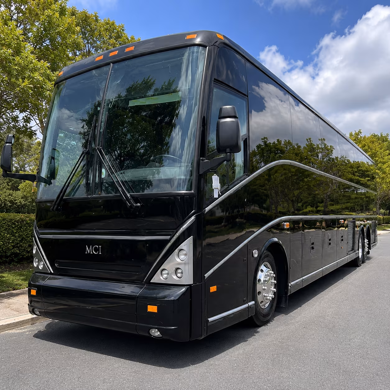 shuttle guests between alpharetta hotel blocks and your venue without the parking nightmare