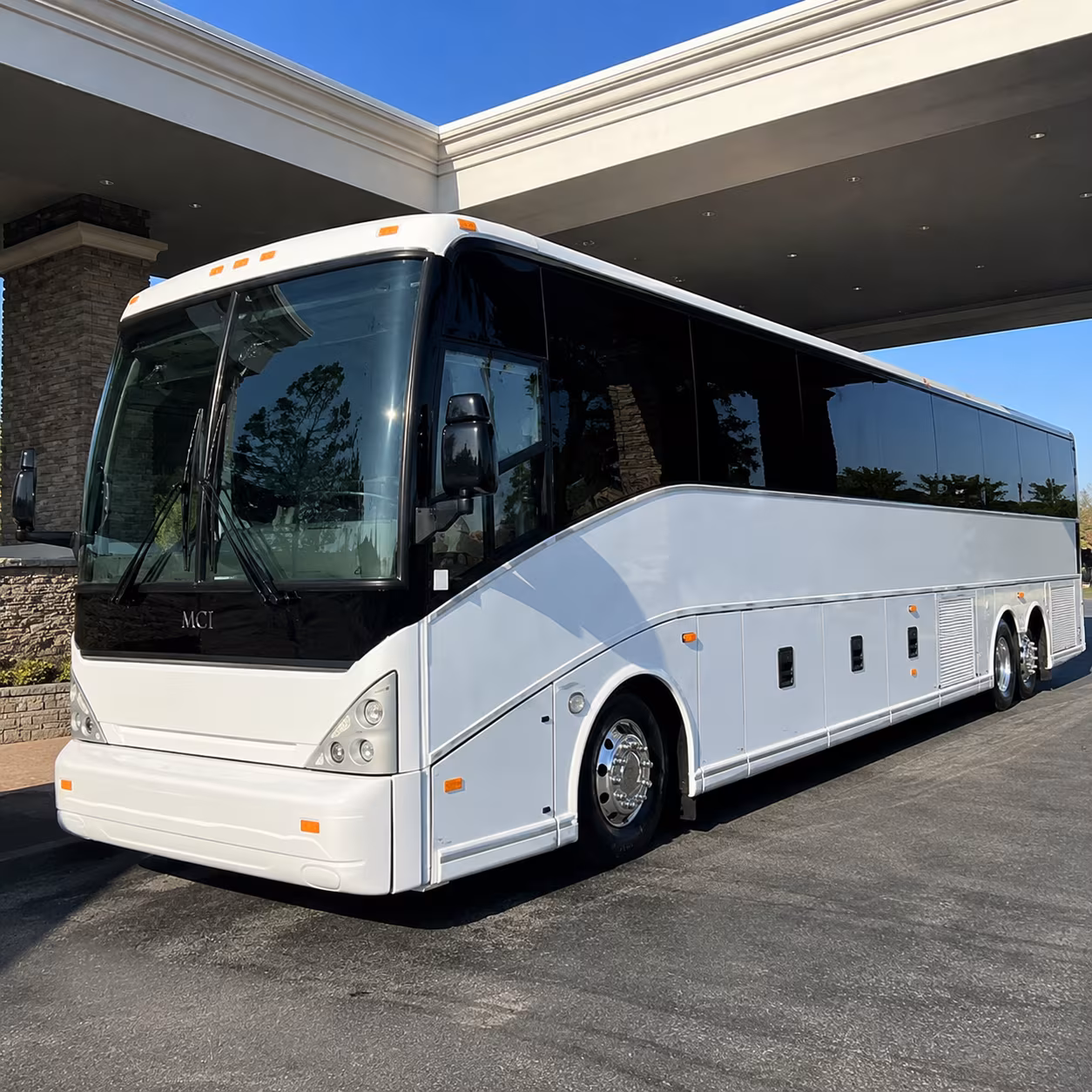 shuttle your team between alpharetta offices and north springs marta station